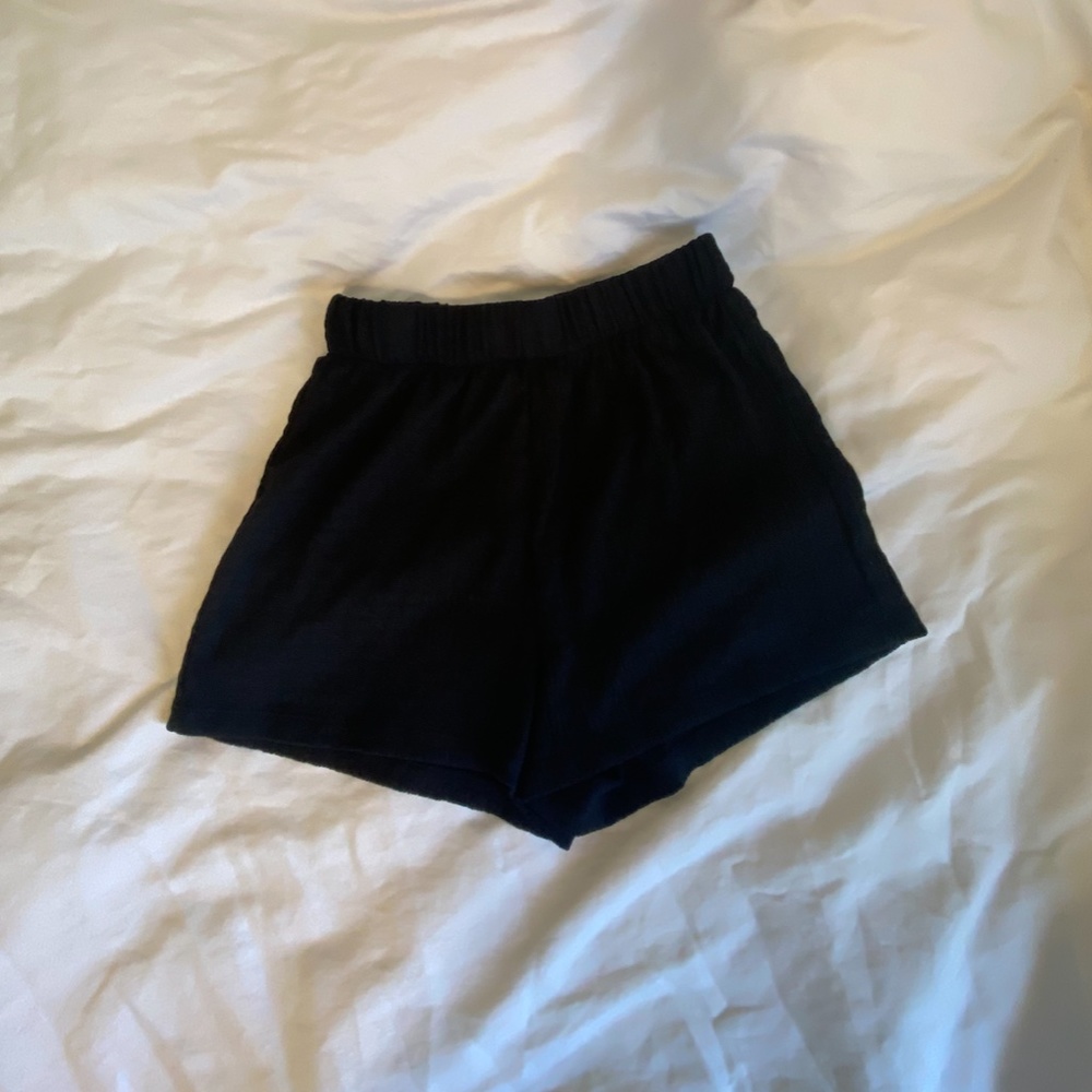 BLACK LINEN SHORTS